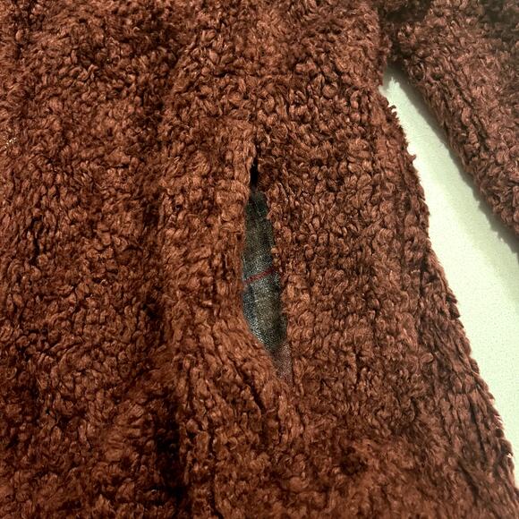 Pendleton Ladies Fuzzy Zip Jacket Womens Sherpa Coat Dark Red M - Picture 5 of 10